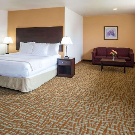 Days Inn & Suites By Wyndham Spokane Airport Airway Heights Esterno foto
