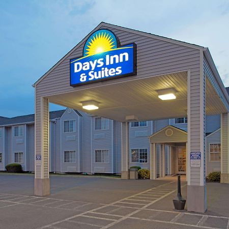 Days Inn & Suites By Wyndham Spokane Airport Airway Heights Esterno foto