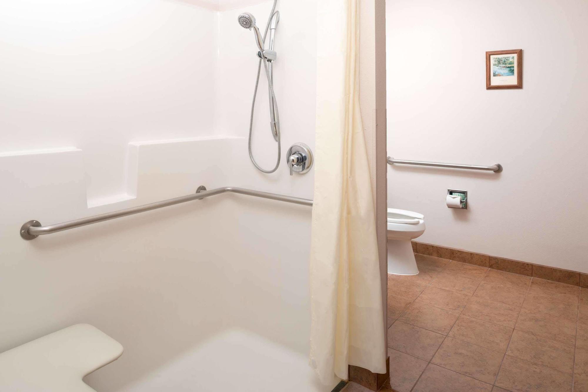 Days Inn & Suites By Wyndham Spokane Airport Airway Heights Esterno foto