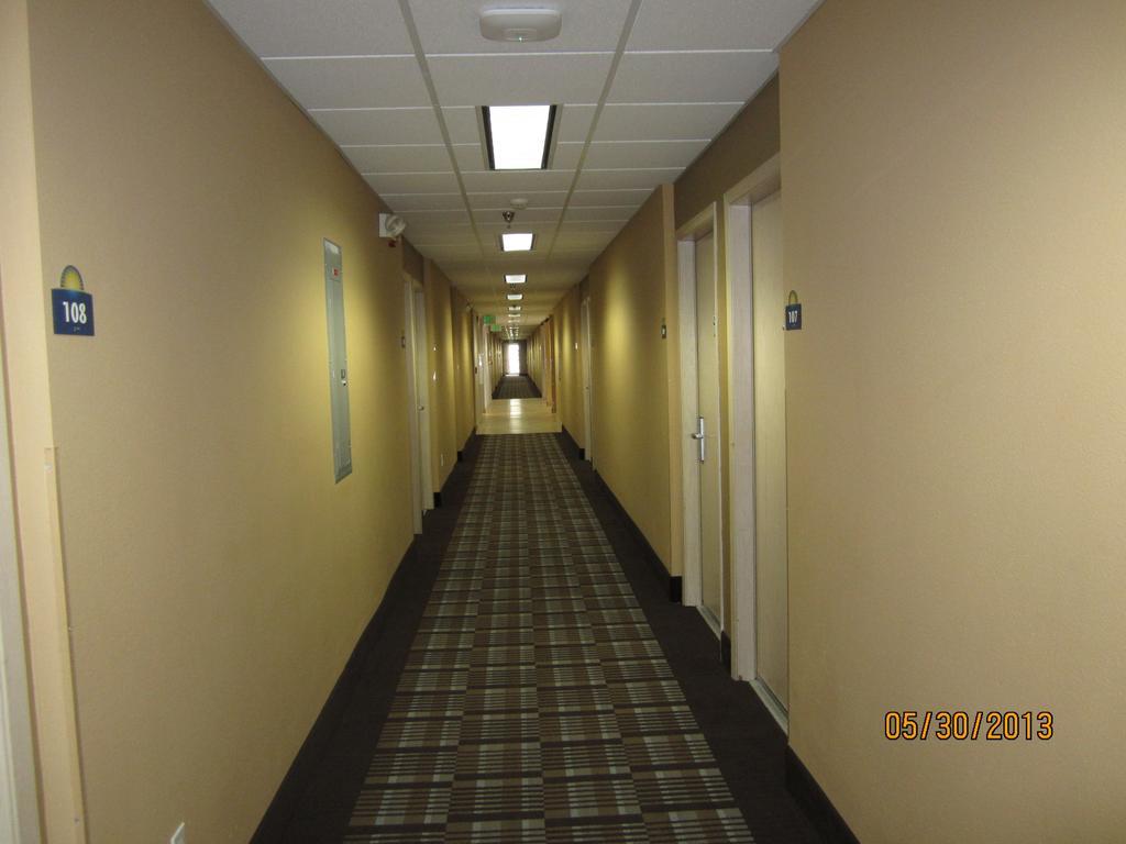 Days Inn & Suites By Wyndham Spokane Airport Airway Heights Esterno foto